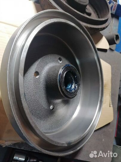 Барабаны тормозные на Volkswagen Golf 3,audi 80