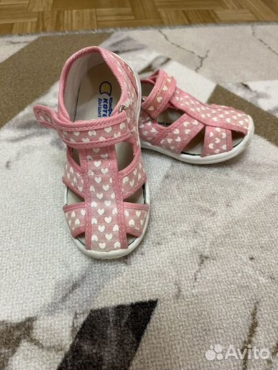 Сандалии для девочки 24 размер