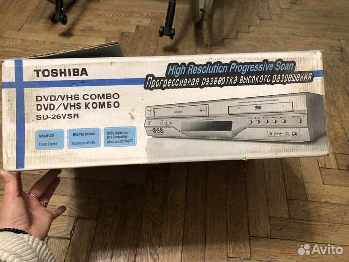 Dvd vhs плеер Toshiba SD-26VSR