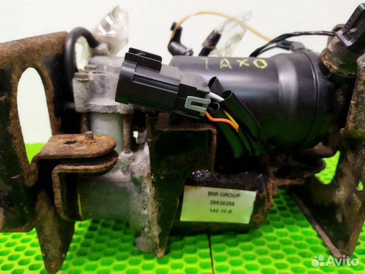 Компрессор пневмоподвески Chevrolet Tahoe 900 5.3