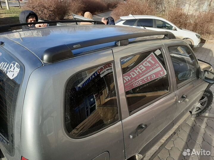 Рейлинги на крышу Нива Шевроле, черные