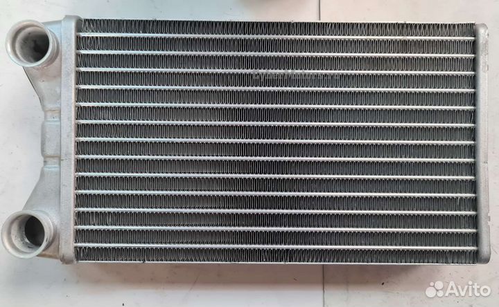 Радиатор печки Audi A4 1.6-3.2 00)