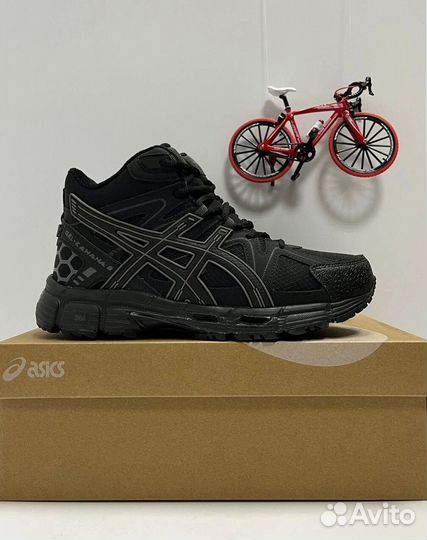 Кроссовки Asics с мехом