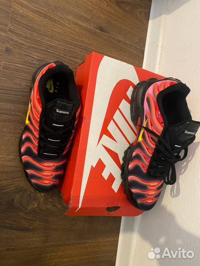 Nike Air max tn plus supreme