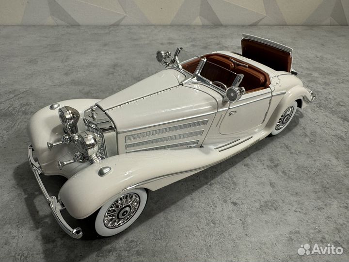 Модель машинки mersedes Benz 500k с дымом