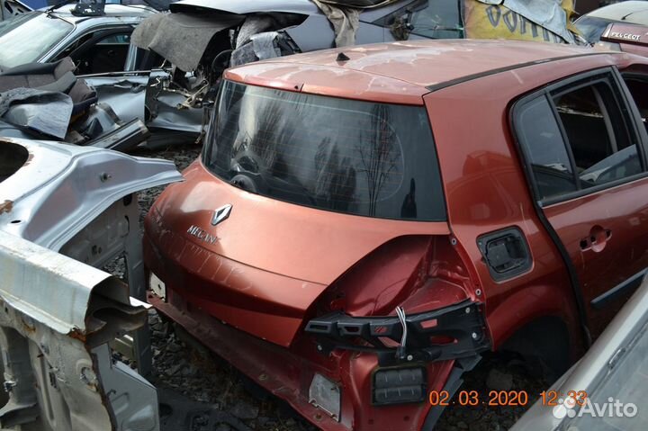 Renault Megane, 2005 Распил