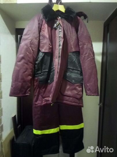 Два комплекта мужской зимней спецодежды