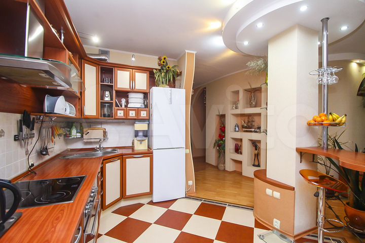 3-к. квартира, 102,1 м², 7/9 эт.