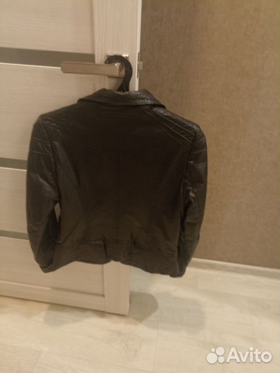 Куртка кожаная женская