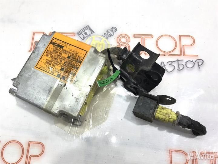 Блок управления AIR BAG Toyota Vista Ardeo (SV50)