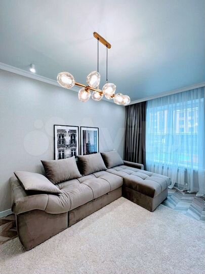 2-к. квартира, 65 м², 2/10 эт.