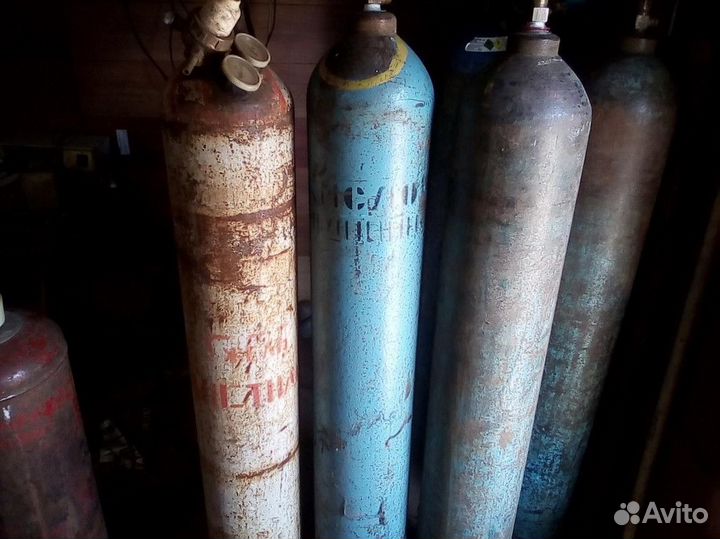 Прием кислородных и углекислотных баллонов