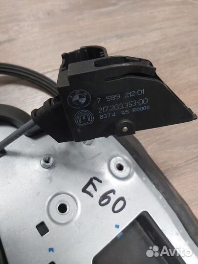 Механизм аварийной разблокировки Bmw 525I E60