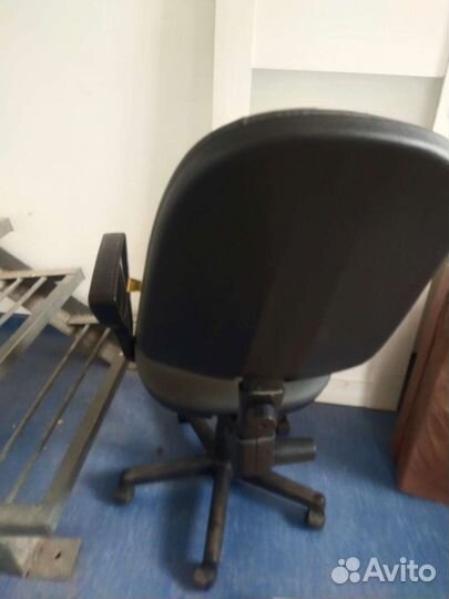 Компьютерное кресло
