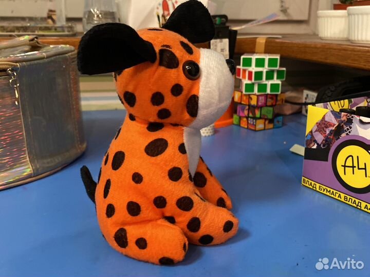 Маленькая собака игрушка