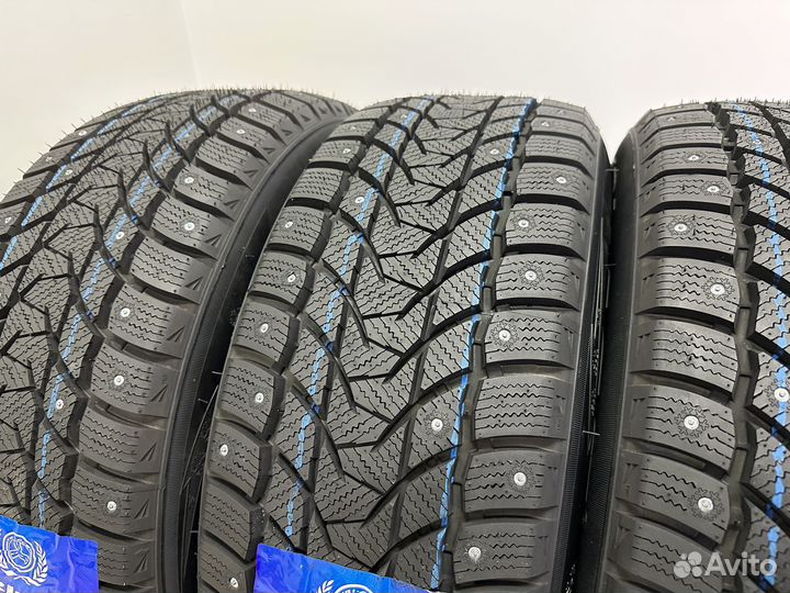 Tri Ace Snow White II 215/60 R16 99T