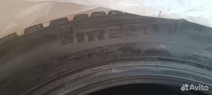 Pirelli Scorpion Ice Zero 2 235/55 R18 104H