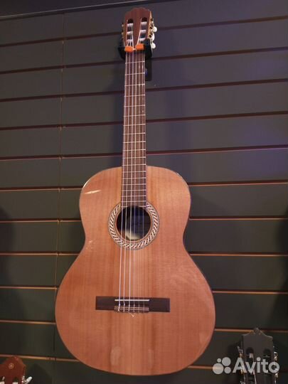 Гитара Kremona Болгария массив