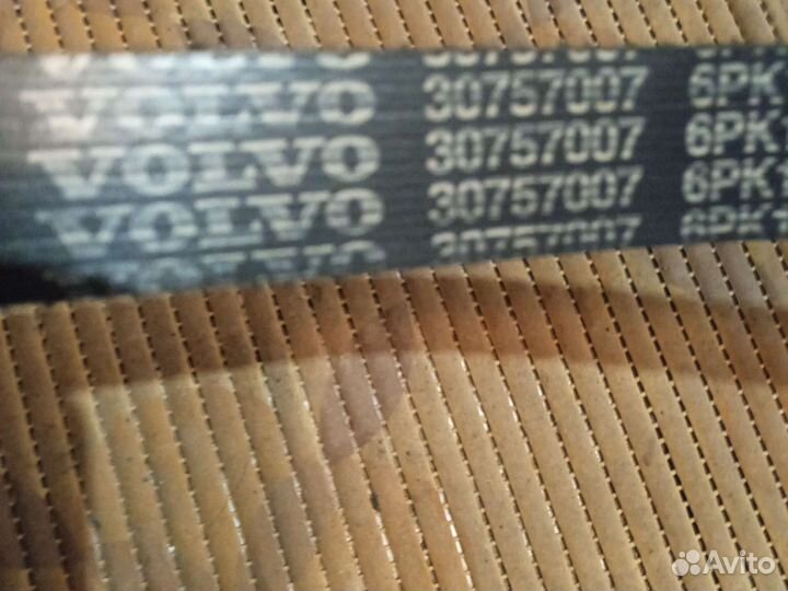 Ремень и ролики навесного оборудования Volvo 3,2