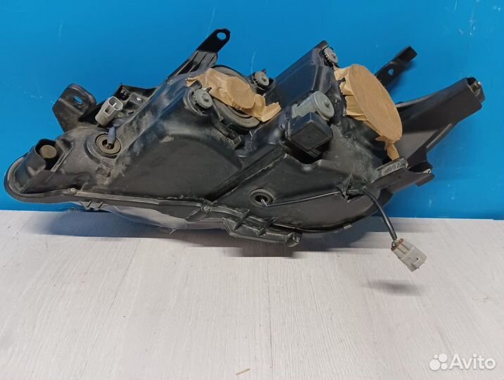 Фара правая Toyota Camry 7 хв50 11-17