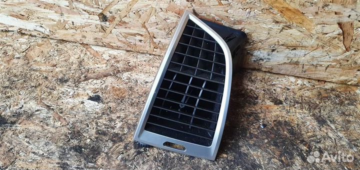 Дефлектор воздушный Cadillac SRX 1 2003-2009