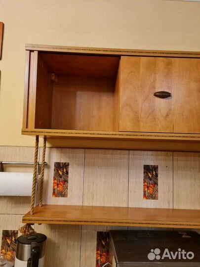 Полка настенная навесная