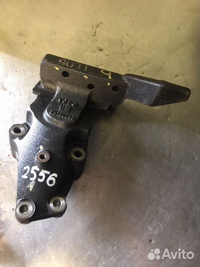 Кронштейн опоры двс правый F16D3 Chevrolet Cruze