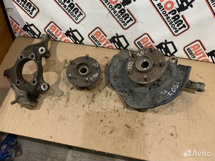 Кулак поворотный передний Toyota Corolla 150