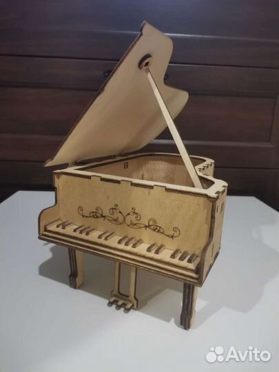 Домик кукольный