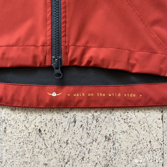 Куртка kaikkialla