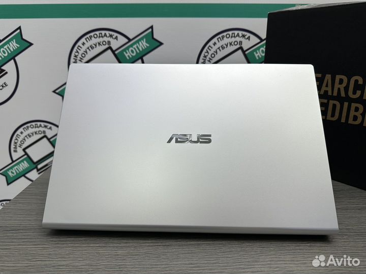 Как новый 2021 Asus IPS Ryzen 3 3200U 8Gb SSD 256