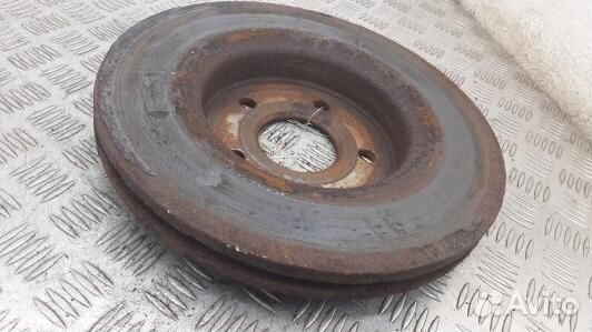 Диск тормозной передний jeep grand cherokee WK (93