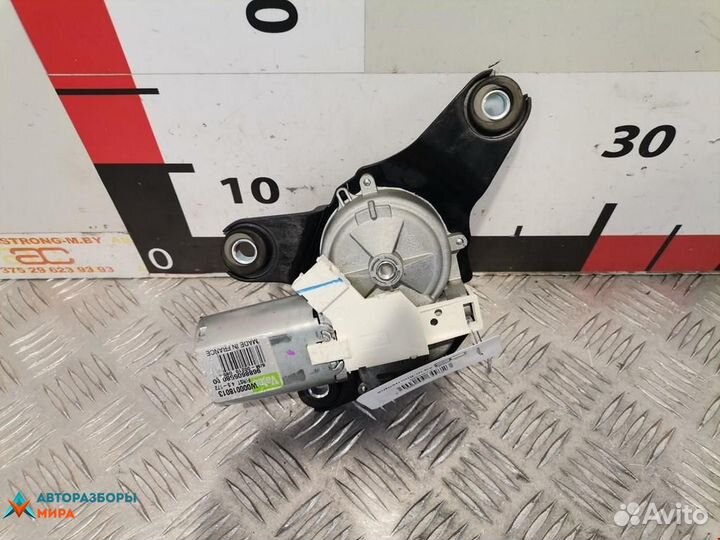 Моторчик заднего стеклоочистителя (дворника)