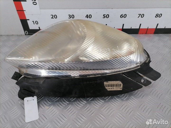 Фара передняя для Peugeot-Citroen Picasso 6204W0