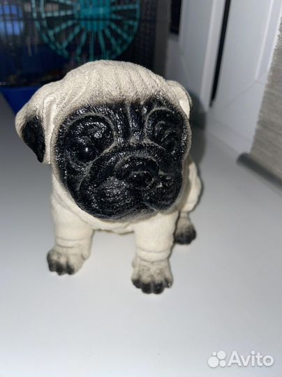 Статуэтка мопс