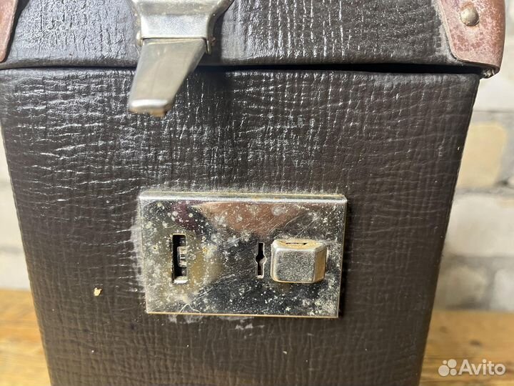 Чемодан - чехол Кожаный