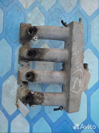 Коллектор впускной 06B133223D