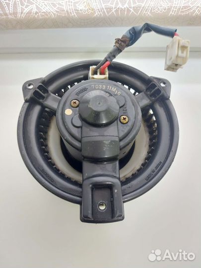 Моторчик печки Toyota Mark2 Chaser JZX100, JZX90