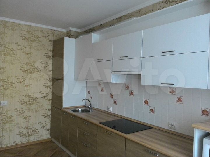 2-к. квартира, 77 м², 2/23 эт.
