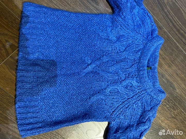 Свитер женский