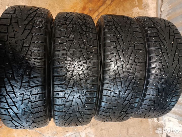 Nokian Tyres Hakkapeliitta 7 225/65 R17