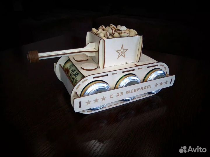 Танк на 23 февраля