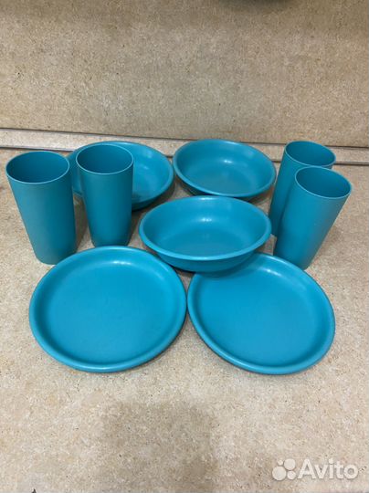 Многоразовая пластиковая посуда