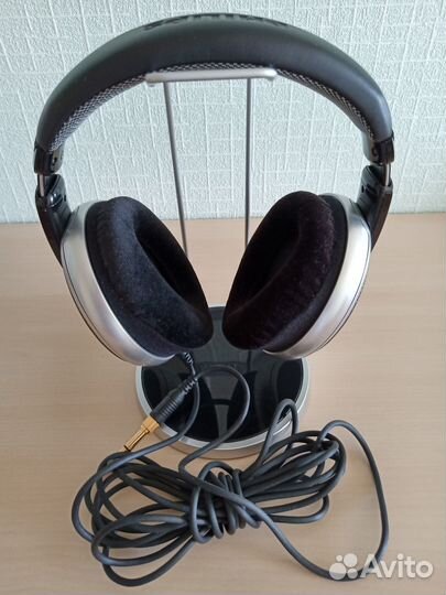 Наушники Philips SHP-895