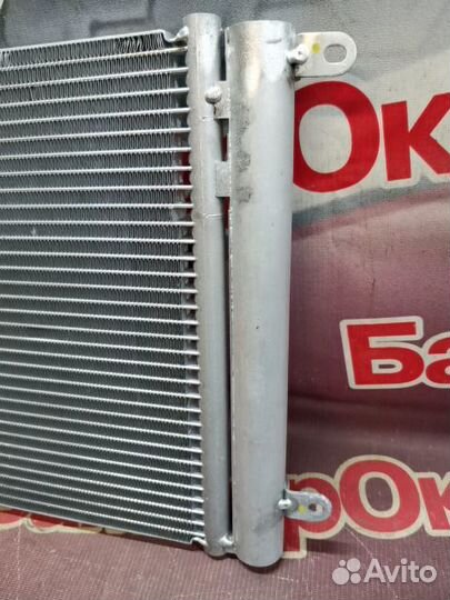 Радиатор кондиционера передний Volkswagen Polo