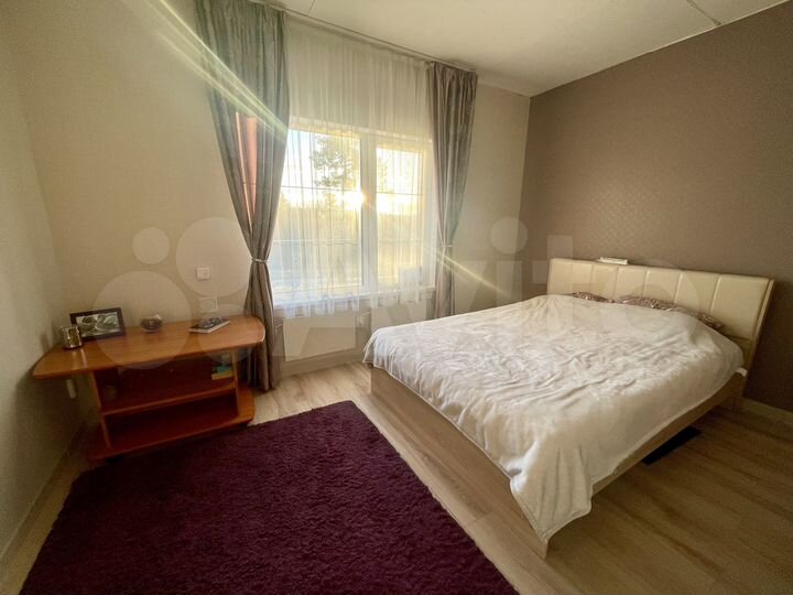 Дом 135 м² на участке 5 сот.