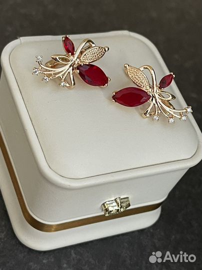 Серьги бижутерия