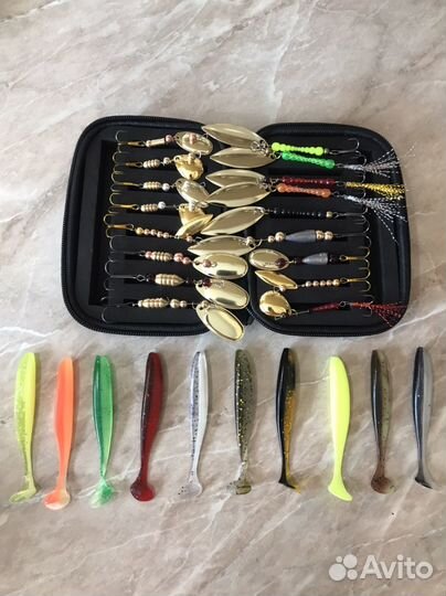 Набор блесен и резины
