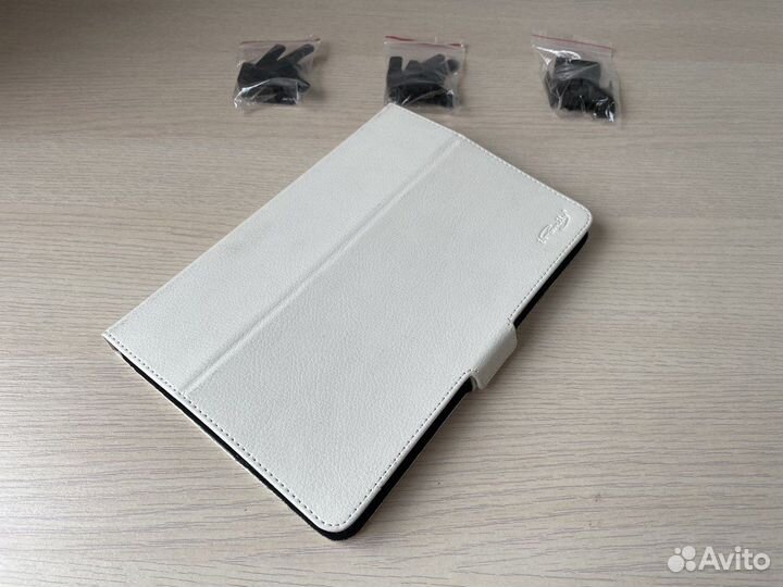 Чехол на планшет