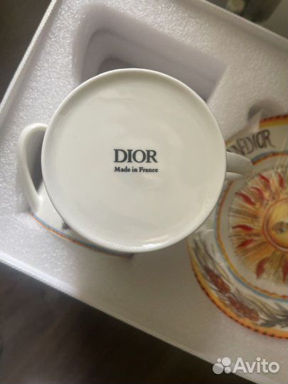 Набор чашек с блюдцами Dior